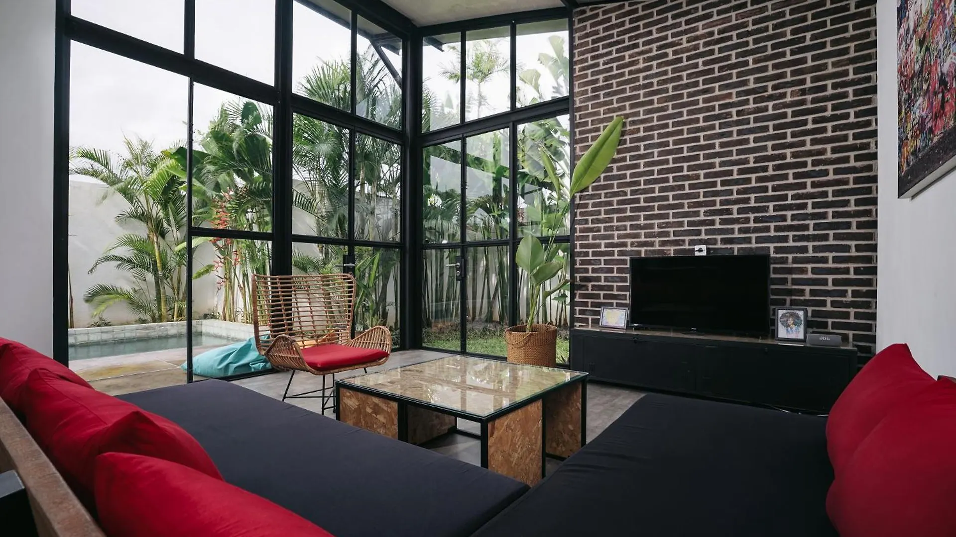 Villa Costa Plana - 2 Bedroom Industrial Private Villa In Umalas, Between Canggu & Seminyak Indonesia